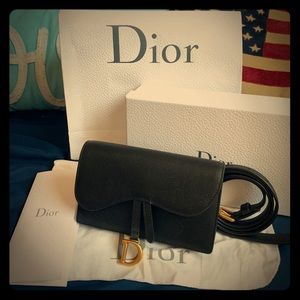>>sold<<💯% Authentic Dior Saddle calfskin